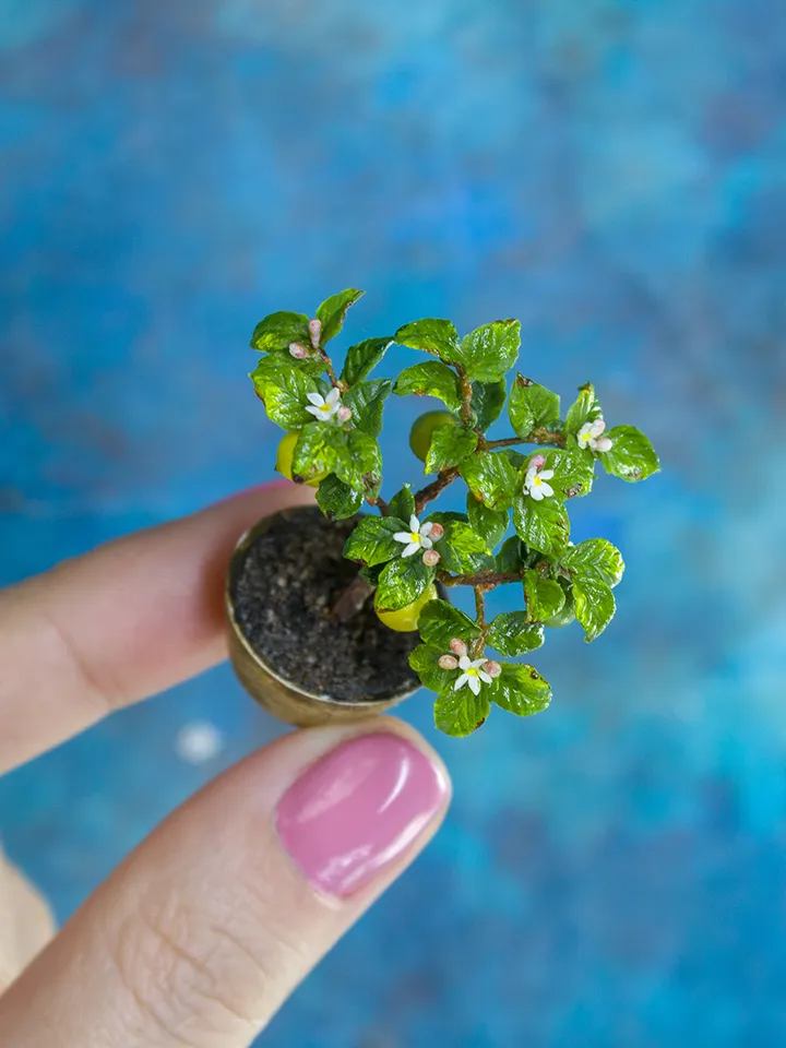 MINIATURE Lemon tree in a ceramic pot | Dollhouse miniatures