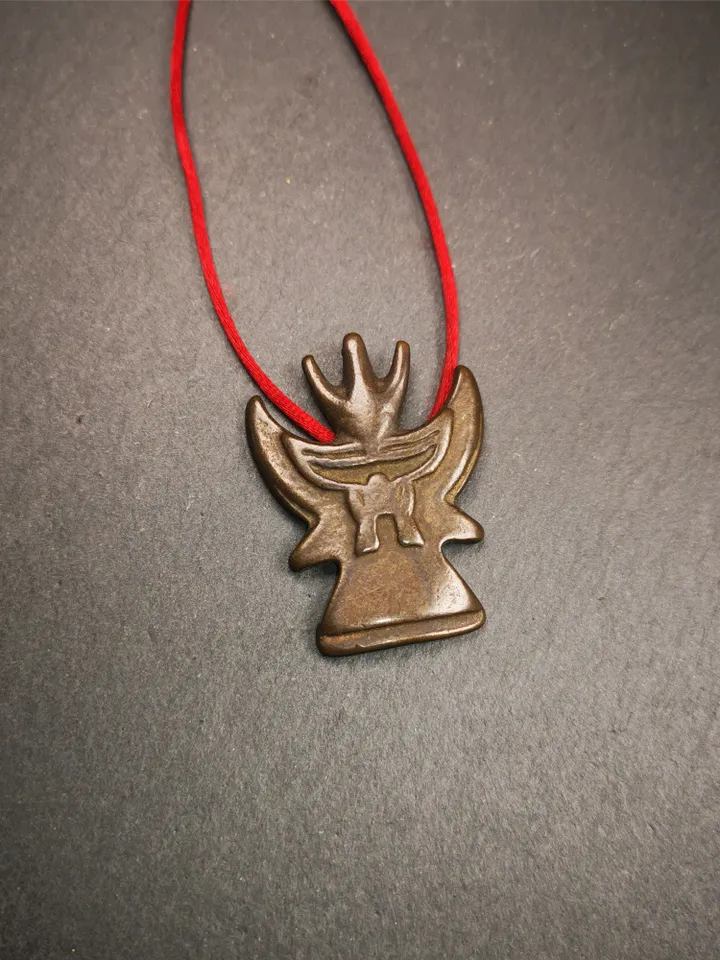 Gandhanra Handmade Tibetan Buddhist Amulet Garuda,Garula,Suparna,Golden-winged Bird Pendant,Made of Thokcha,1.38",30 years old
