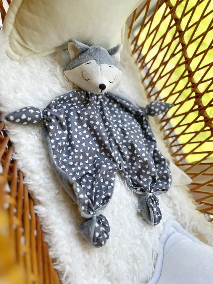 Baby lovey wolf comforter