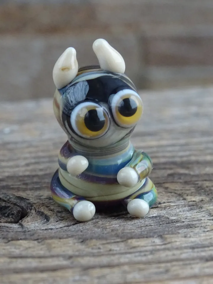 Tiny monster miniature glass monster figurine monster sculpture for terrarium decoration or fairy garden decor