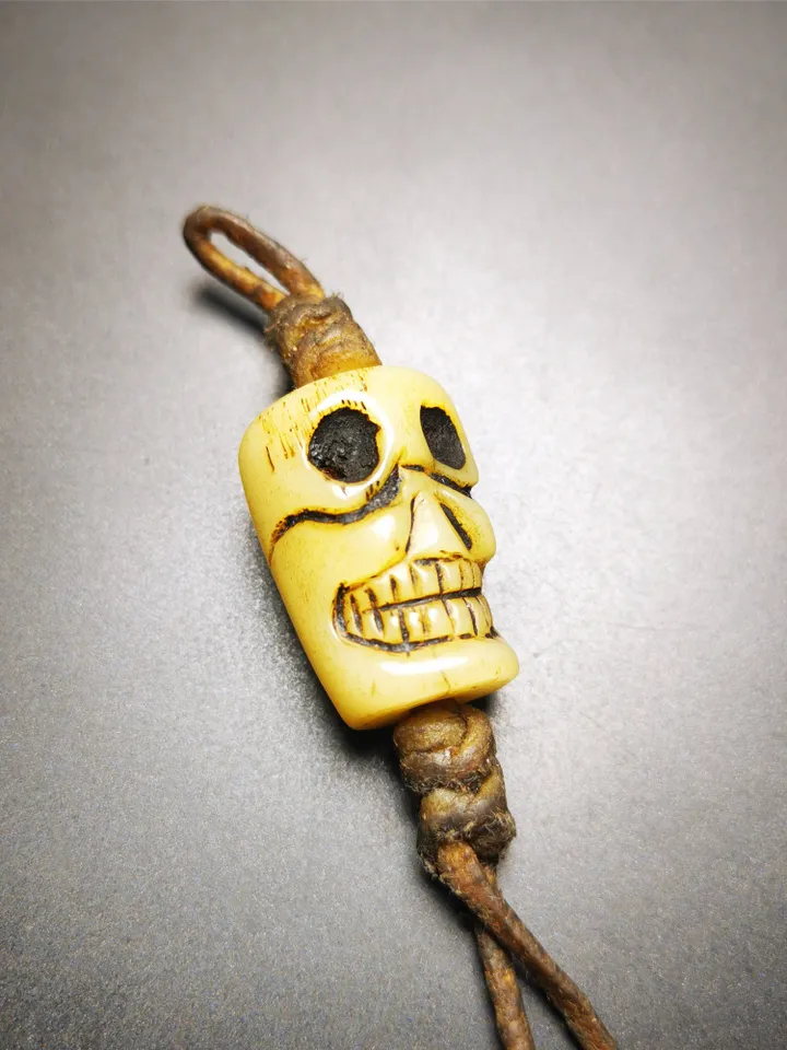 Gandhanra Tibetan Amulet,Yak Bone Carved Skull Sītavana Pendant, Hand-carved Skull Pendant Charm