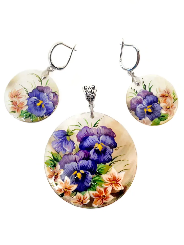 Handmade jewelry set: Purple Wild pansies flower on handmade jewelry set • Violet floral pendant necklace • wood viola flower earrings