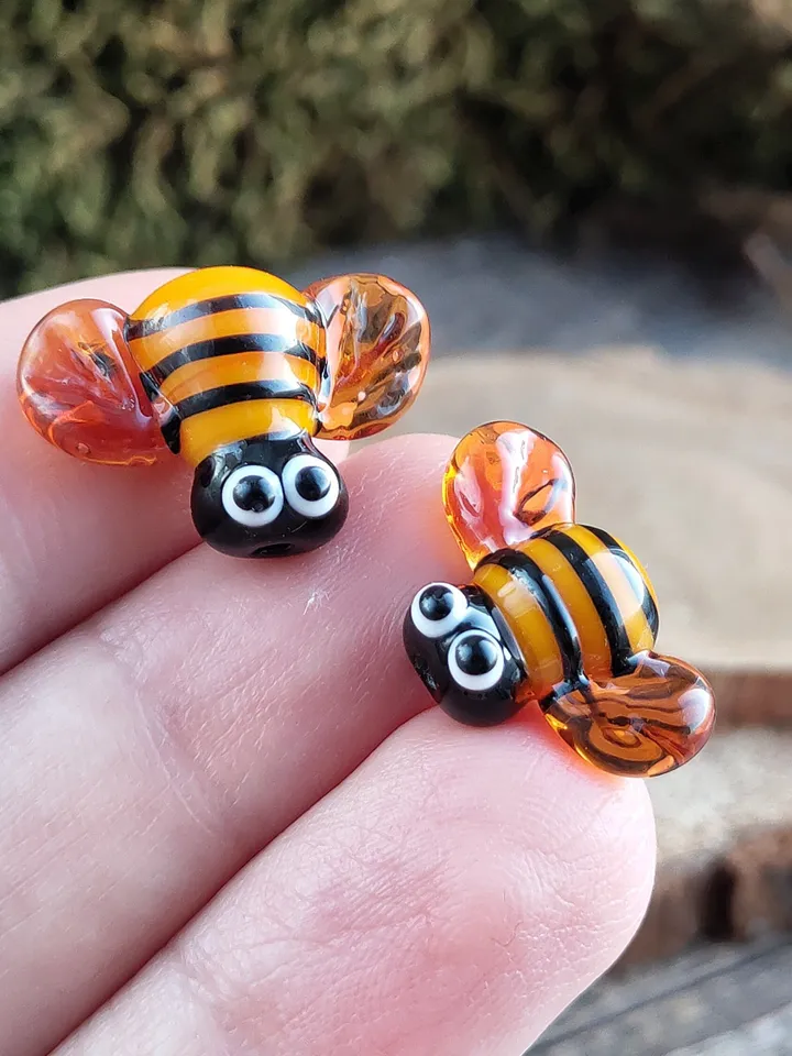 GLASS FIGURINES Queen Bee figurine Miniature Bee gifts  Honey bee decor Bumble bee gift Terrarium figurines Tiny glass animals Glass bee