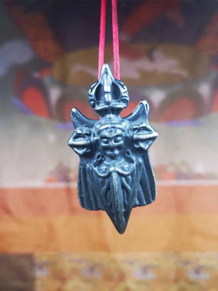Gandhanra Antique Tibetan Buddhist Amulet,Black Garuda,Garula,Suparna,Golden-winged Bird Pendant,Made of Thokcha, 2.2 Inches