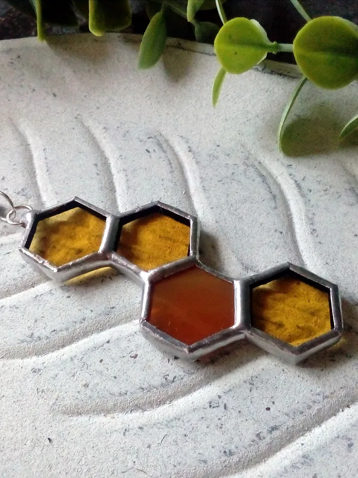 Honeycomb glass necklace, stained glass honeycomb, honey bee decor, bee art, honey bee jewelry, bee lover gift,