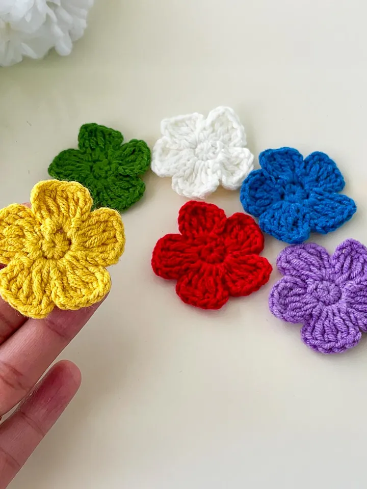 Crochet Small Flower Applique Pattern, Easy Floral Motif PDF, DIY Embellishment for Clothes, Handmade Decoration, Instant Download Crochet