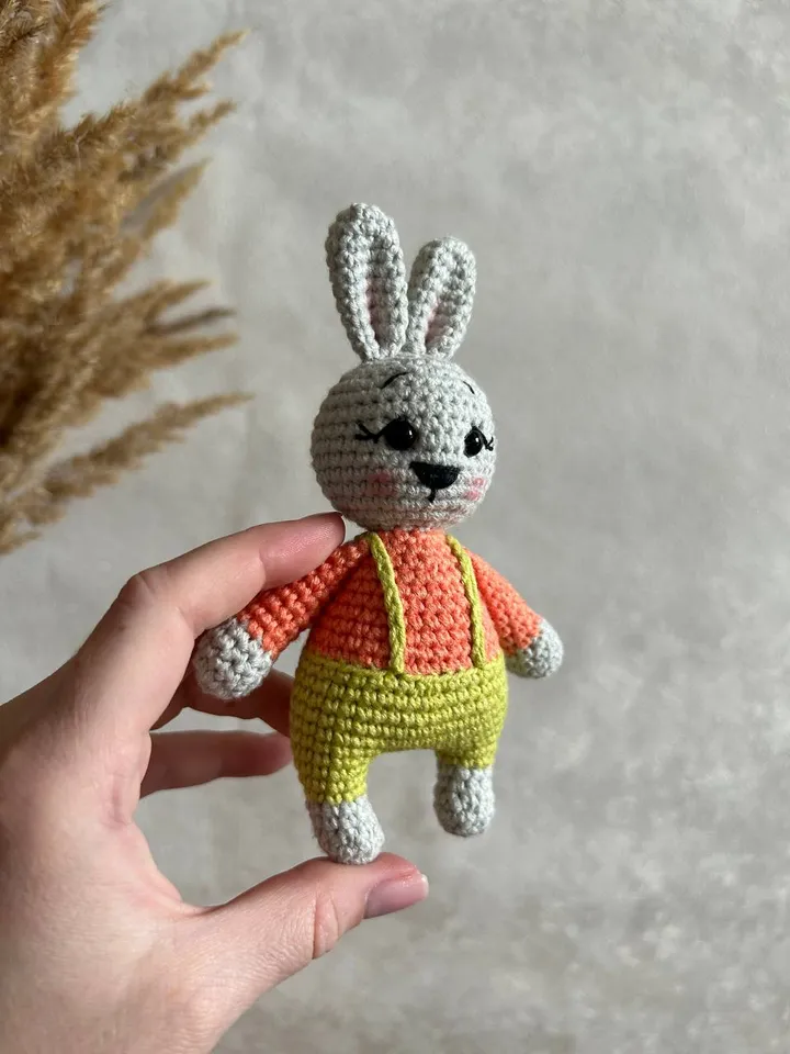 Crochet bunny, stuffed animal toy, bunny toy, amigurumi toy bunny