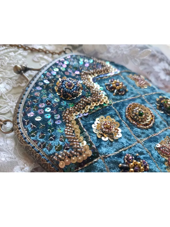 Velvet Handbag Clasp with Chain Boho Style Accessory Oriental Eclectic Festive Beaded Luxury Embroidery Gift For Woman