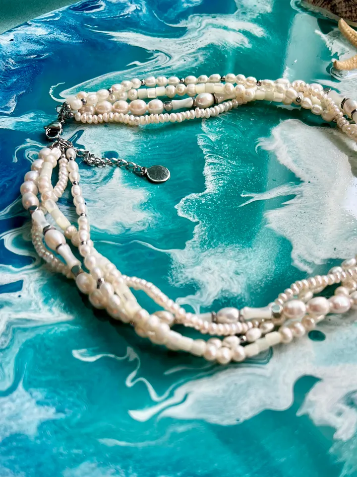 Multilayer Pearl Necklace LOVE COLLAR