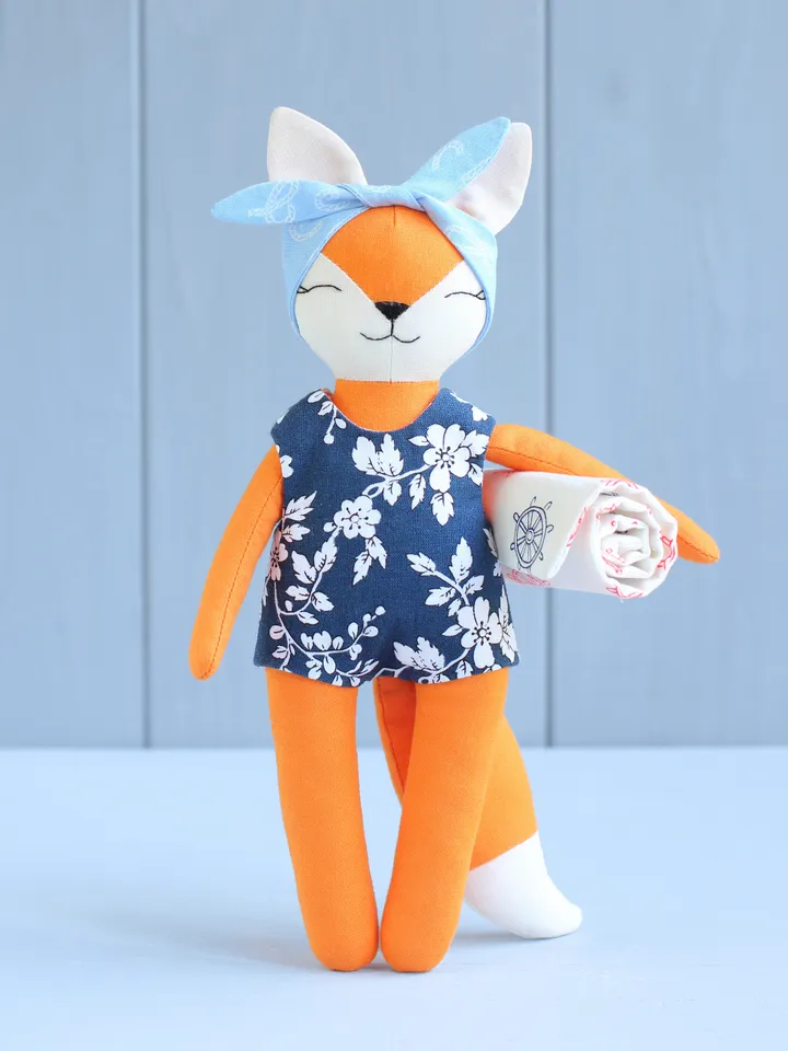 PDF 7-piece Beach Set for Large Doll (Clothes and Accessories) Sewing Pattern