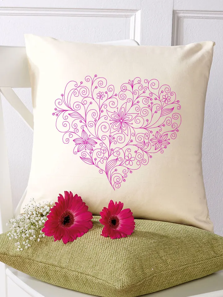 Floral heart blackwork pattern PDF download Flower heart embroidery, Backstitch chart Heart ornament, Floral curls Blackwork embroidery #W25