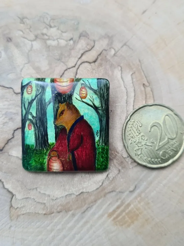Kitsune brooch, real oil painting miniature on mother of pearl. Kitsune fox pin