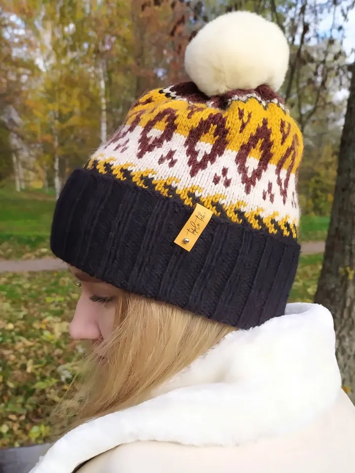 Warm jacquard knitted pompom hat