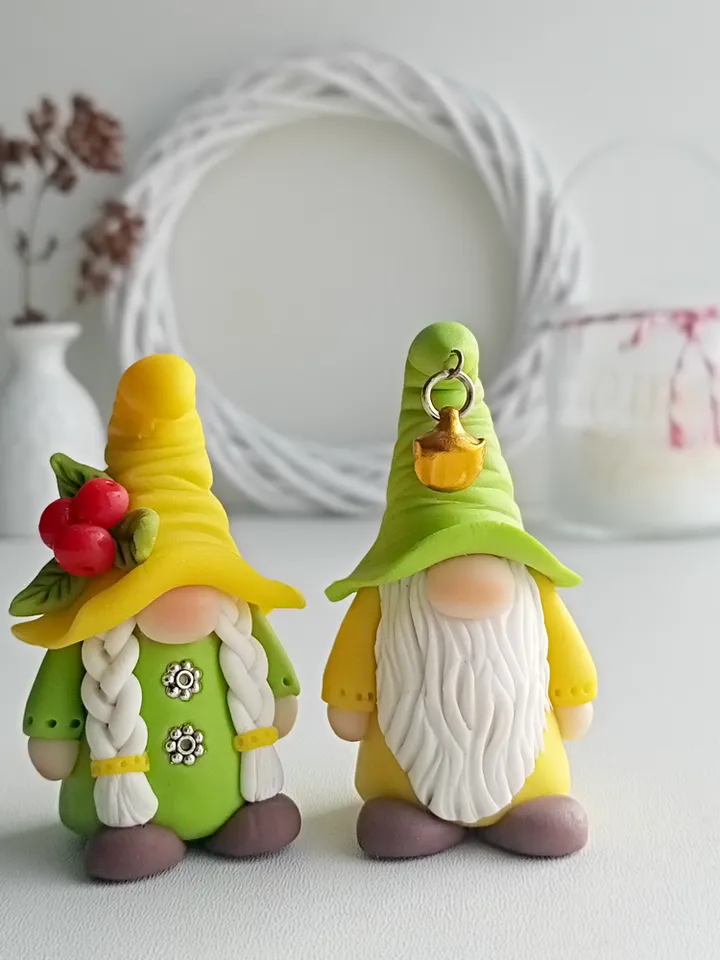 Shelf sitter gnomes/Miniature fairy garden couple gnome/Polymer clay gnomes/Potted plant decor/Fairy Garden for Parents