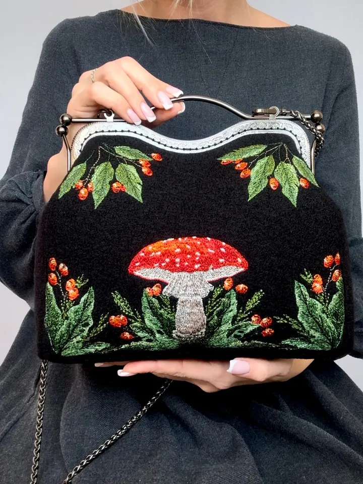 Machine embroidery design “Fly agaric” using artistic satin stitch technique
