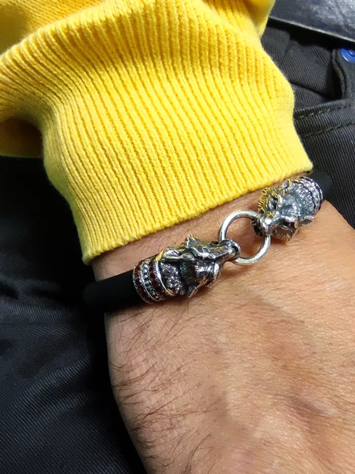 Totem Bracelet Wolves