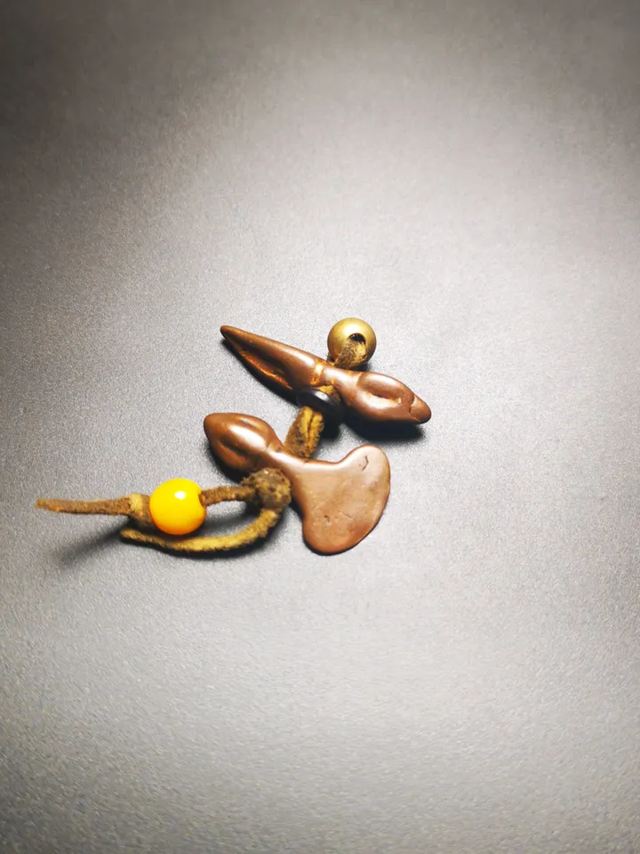 Gandhanra Antique Tibetan Amulet,Mini Kartika(knife of the dakinis) and Kila(Dorje Phurba), for Mala Prayer Beads, 50 Years Old.