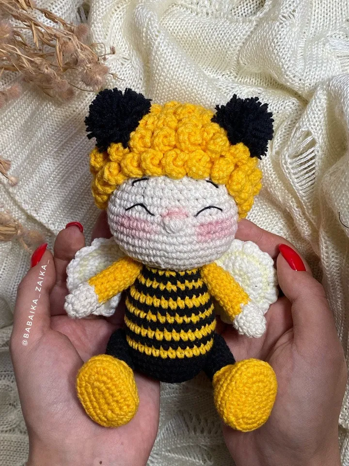 PDF Crochet Pattern Cute Baby Bee, Amigurumi bee pattern, Bee doll, Bee crochet doll pattern, amigurumi animal, Cute bee pattern