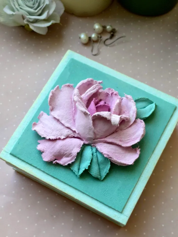 Small jewelry box with lilac rose Trinket box for girl Shabby chic decor Gift for woman for Mother's day Valentine's Day Birthday Wedding Christmas