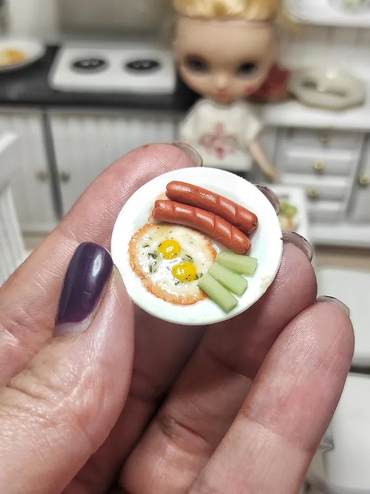 Small food, micro, miniature, breakfast for doll, scrambled eggs, sausage, dollhouse miniature, mini food, food for doll