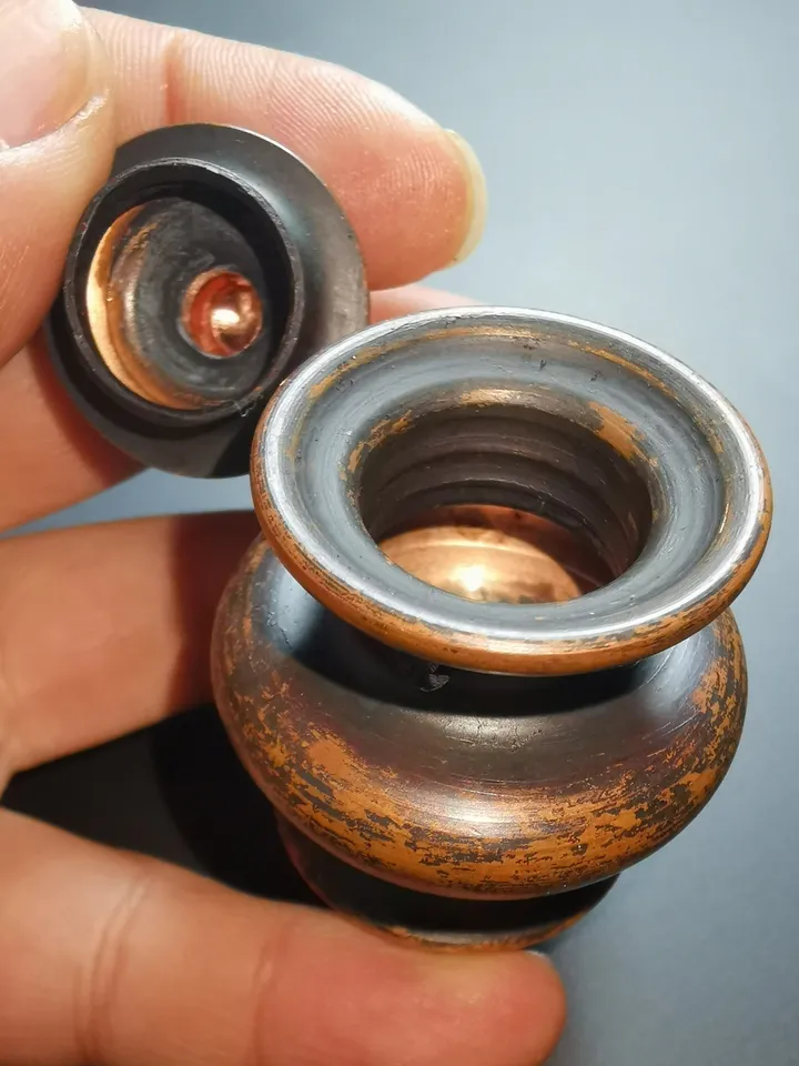 Gandhanra Vintage Mini Copper Jar with Lid,Handmade in Tibet, for Collectibels and Ornament