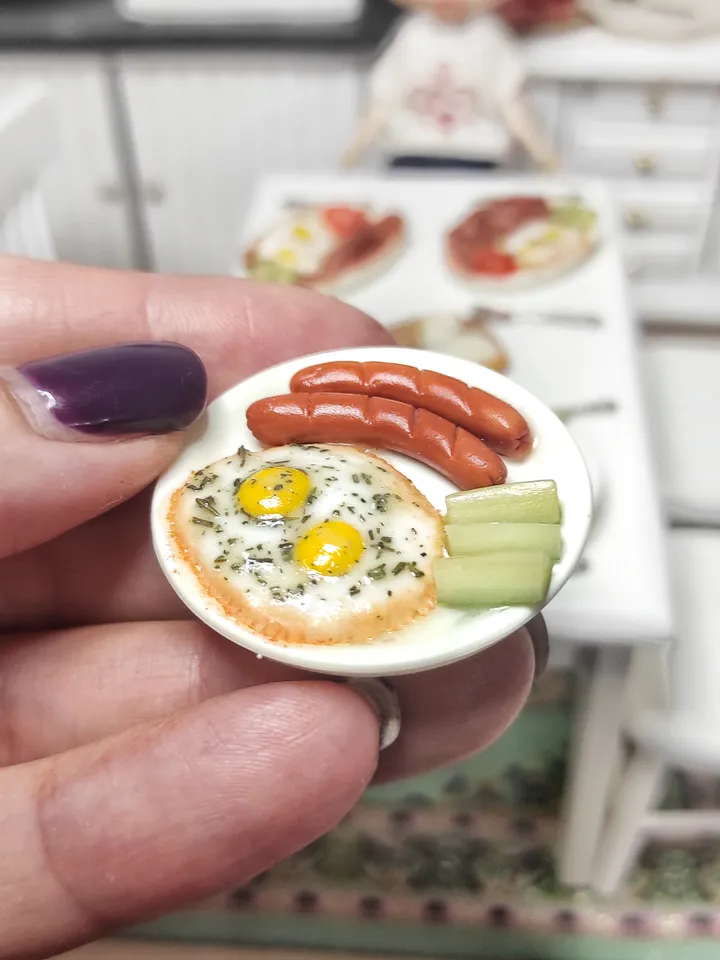 Small food, micro, miniature, breakfast for doll, scrambled eggs, sausage, dollhouse miniature, mini food, food for doll