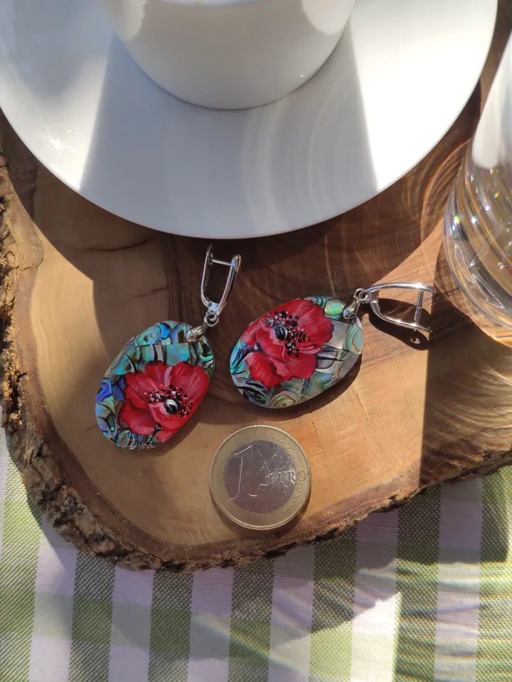 Pearl earrings: Delicate red Poppies flowers painted on Elegant earrings. Aesthetic floral design on unique handmade jewelry. Gift for her
