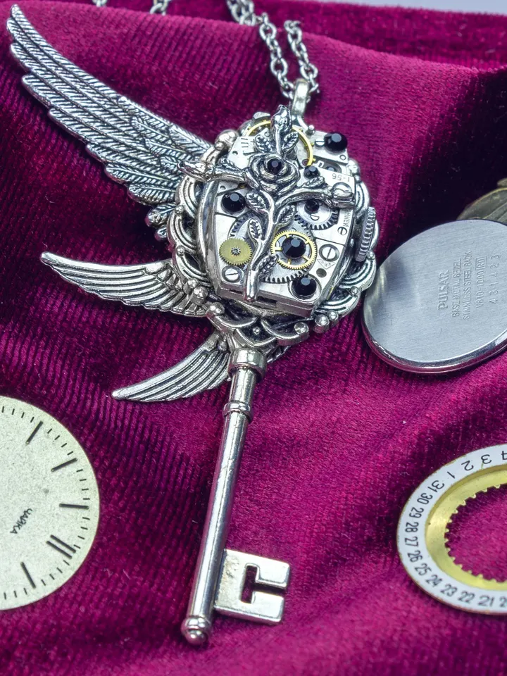 Steampunk Gothic Black Swarovski Wild Rose Key Necklace
