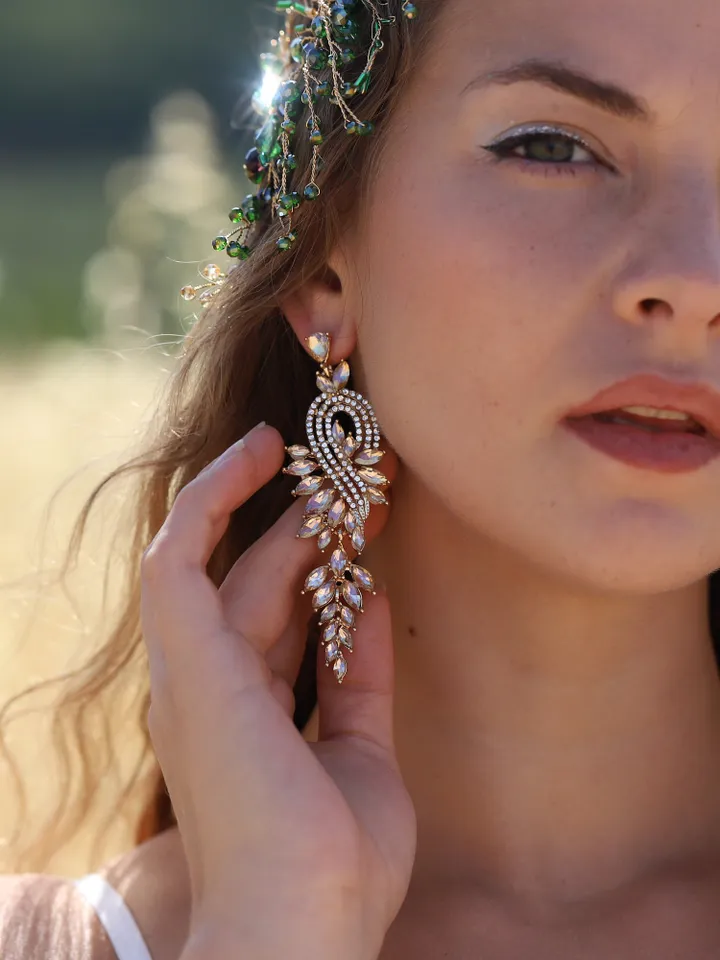 Champagne Gold Bridal Earrings statement Boho Earrings Boho Wedding Earrings Gold leaf earrings Long Brodal Earrings Boho Bridal Earrings