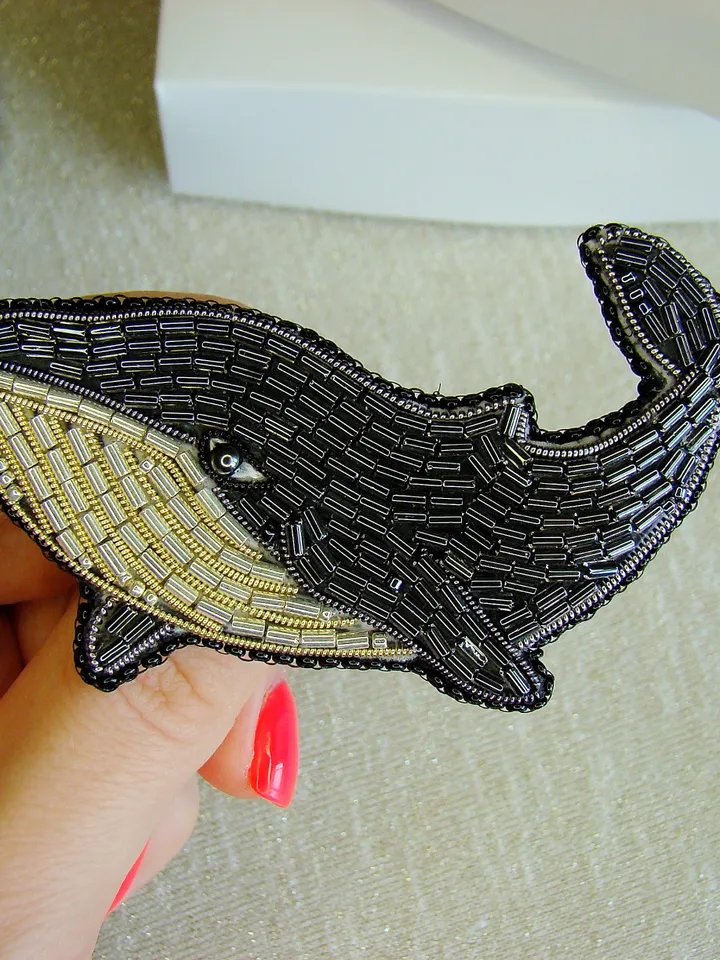 Brooch Whale, beaded brooch, embroidered brooch, handmade design, custom brooch, fish brooch