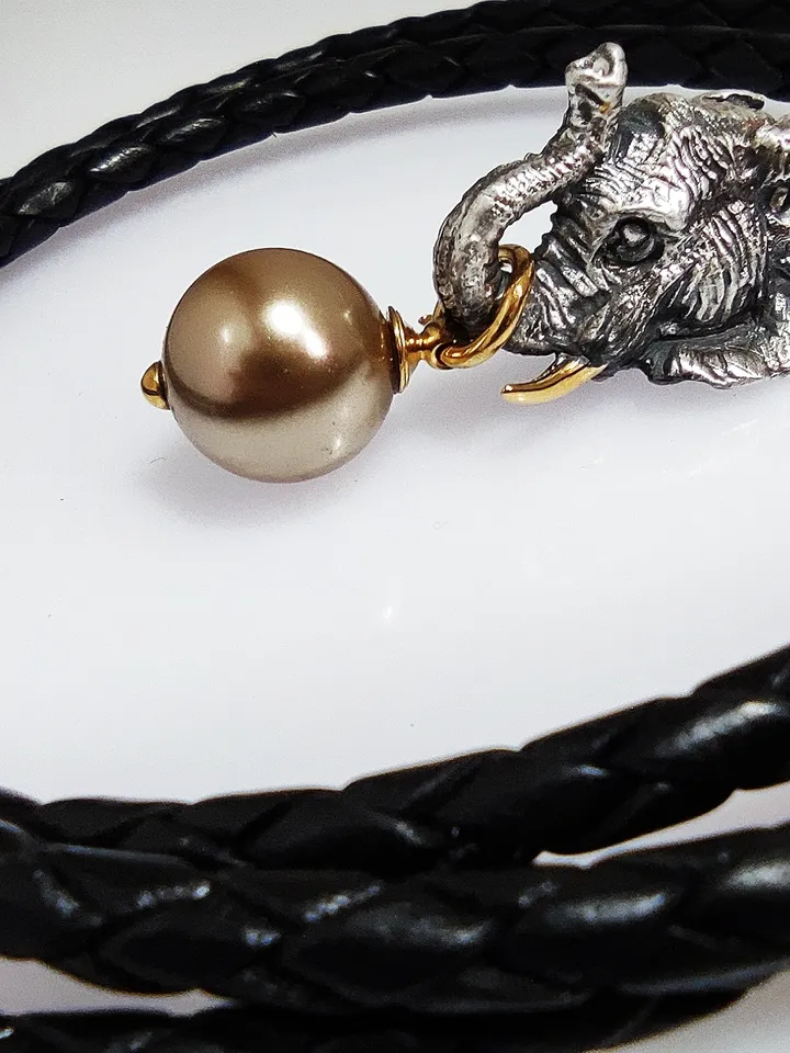 Designer necklace - totem Elephant with pearls