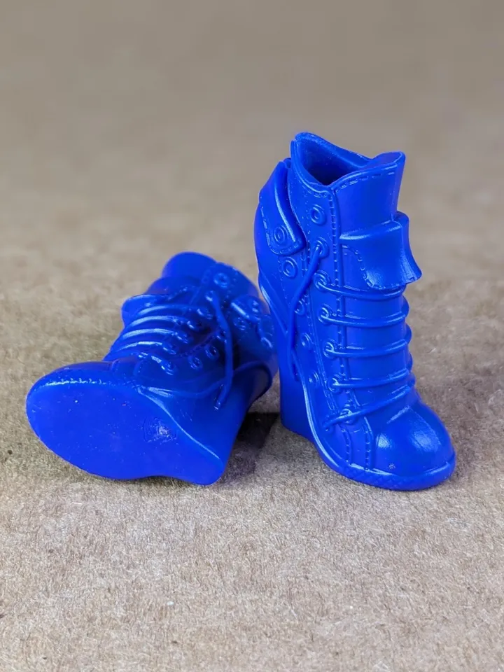 Purple wedge heel boots for 11 inch female dolls (MH g1, g2 or EAH)