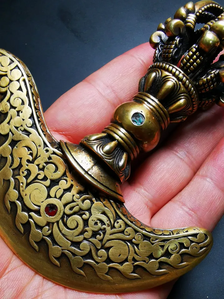 Gandhanra Antique Tibetan Amulet Ritual,Kartika(knife of the dakinis), Trantic Buddhism Dharma, Made of Brass,Agate