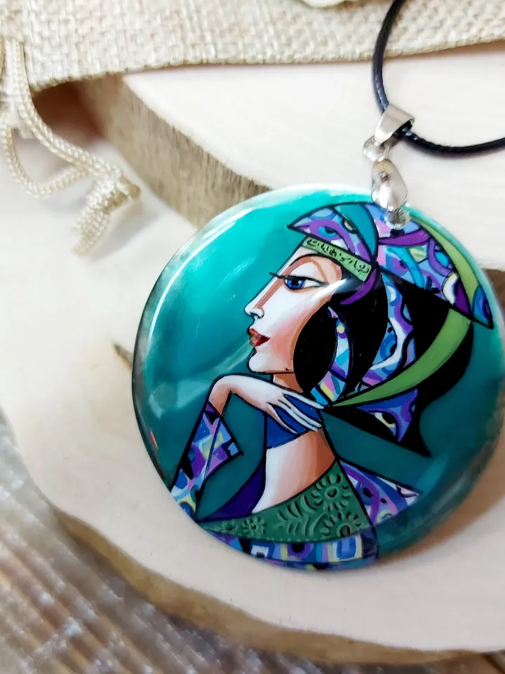 Pendant "In purple tones 2" Mother-of-pearl Hand-painted Art gift Russian necklace, fine art jewelry Fedoskino