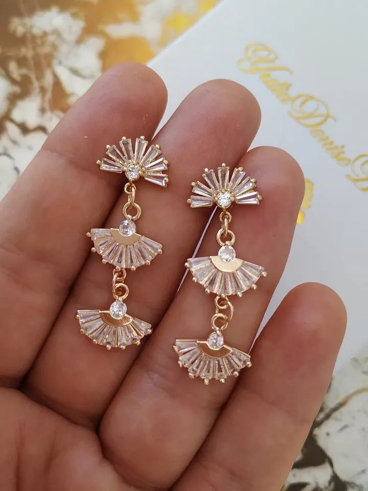 Art Deco Wedding Earrings, Bridal Statement Earrings, Vintage Wedding Jewelry, Fan Earrings, Champagne Gold Swarovski Crystal Bridal Jewelry