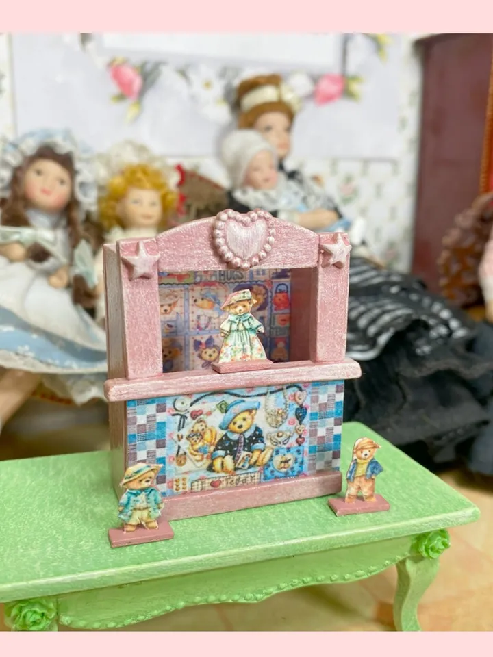 Miniature puppet theater with bears. 1:12. handmade.
