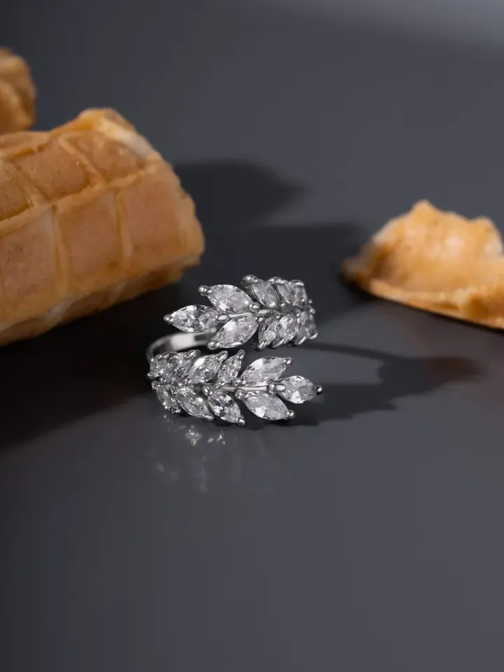Silver 925 women's adjustable ring with cubic zirconia