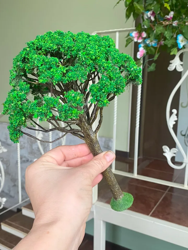 Tree for doll garden. 9.84 inches. Dollhouse miniature. 1:12. Plants for a dollhouse.