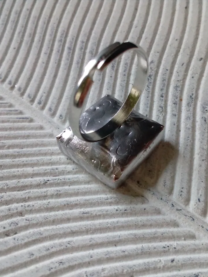 Glass ring, square glass, simple stained glass, tin soldered ring, stained glass ring, sparkling ring, shiny ring