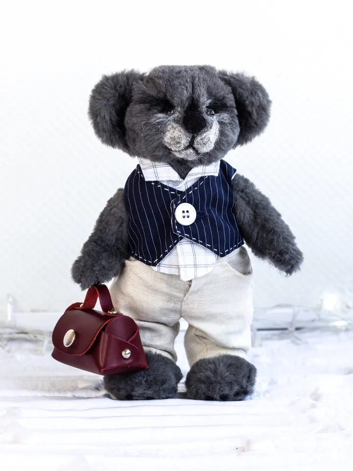 Rare and Adorable Koala Collectible Figurine - Limited Edition Must-Have for Collectors