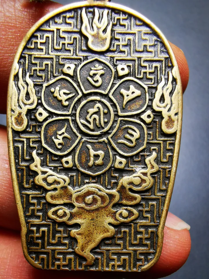 Gandhanra Tibetan Buddhist Amulet,Shakyamuni Pendant,Gautama Buddha Pendant,Made of Brass