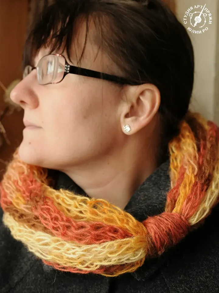 finger knit Snud-necklace