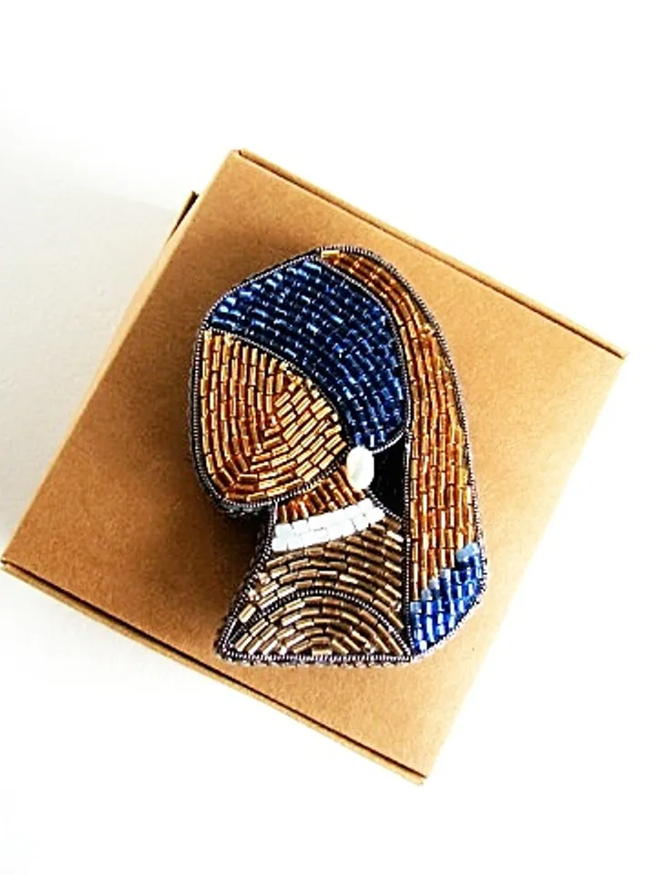 Girl with a pearl earring brooch, embroidered brooch, beaded brooch, art pin, jewelry design