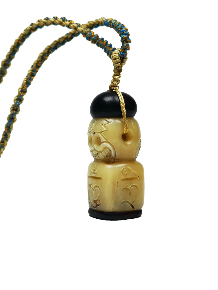 Gandhanra Unique Tibetan Yak Bone Carved Pendant,Citipati Skull Shape OM Letter Stamp Seal Amulet