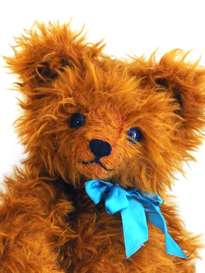 PDF Make Your Teddy Friend Cute Bear E-Pattern Artist design Sewing pattern for a 17 3/4 inches tall (45 cm) teddy bear