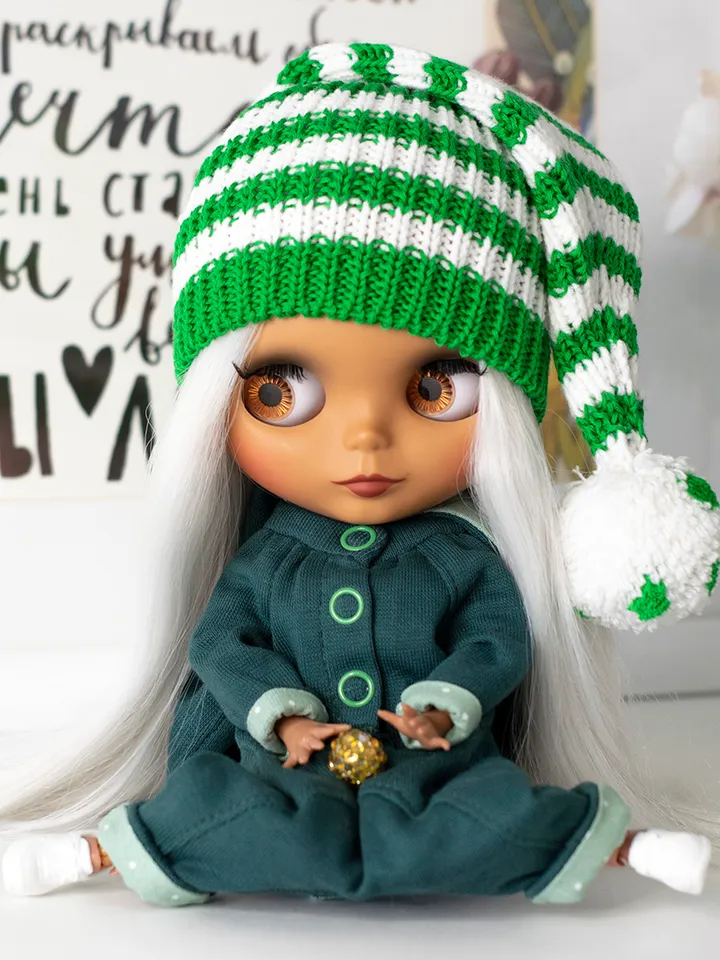 Green striped elf hat for Blythe doll, Pullip doll, Icy doll for Christmas or Saint Patrick's day, knitted accessories