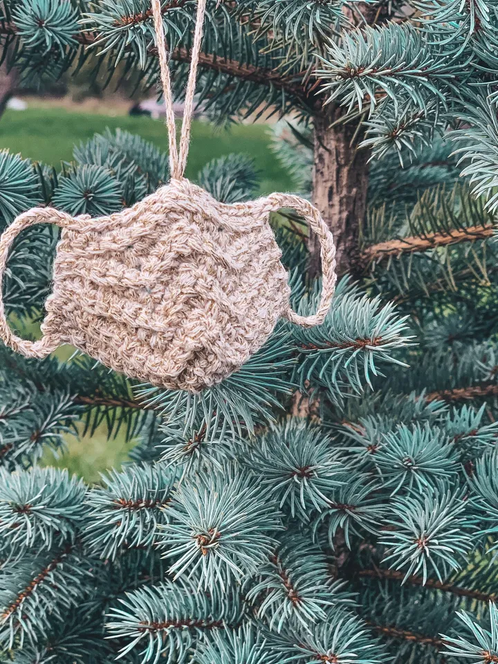 Set 10 mini crochet mask ornament 2020, christmas tree decorations 2020, quarantine 2020, hanging decoration