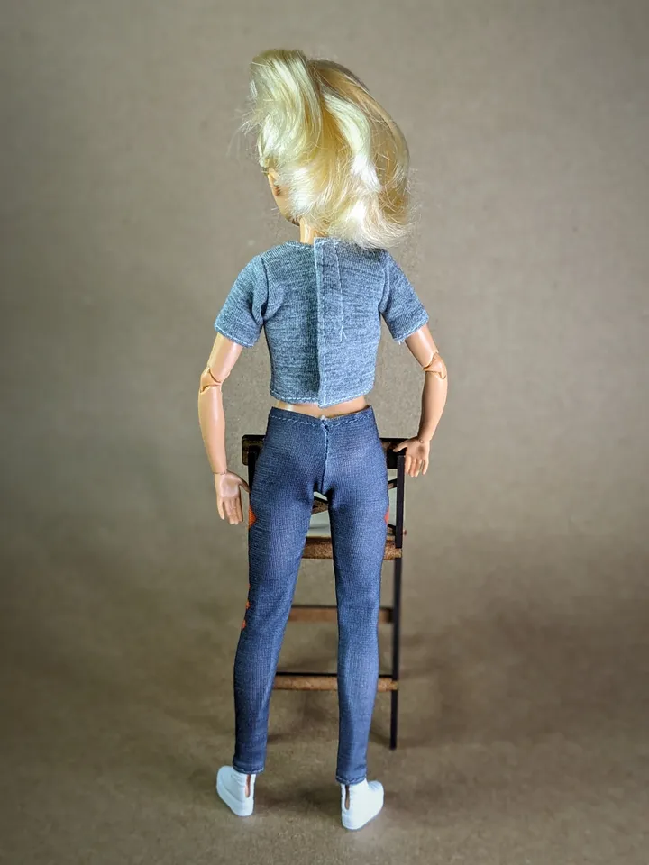 Gray T-shirt & leggins for 1/6 scale fashion female dolls