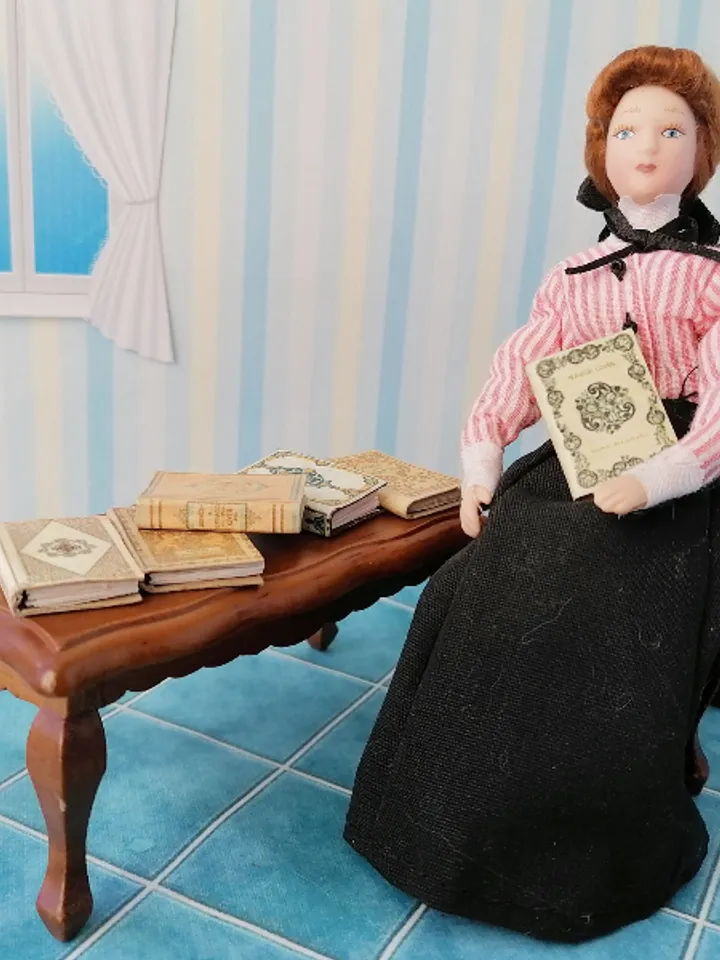 Dollhouse book set in 1:12 scale. Handmade.