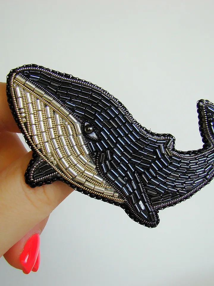 Brooch Whale, beaded brooch, embroidered brooch, handmade design, custom brooch, fish brooch